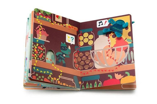 LILLIPUTIENS - Książeczka przygodowa z mini-przytulanką kartonowa „Marius superbohater” 2+