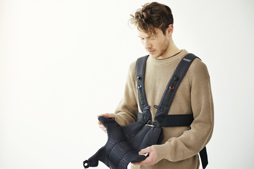 BABYBJORN MINI 3D Mesh – nosidełko, Ciemny Niebieski